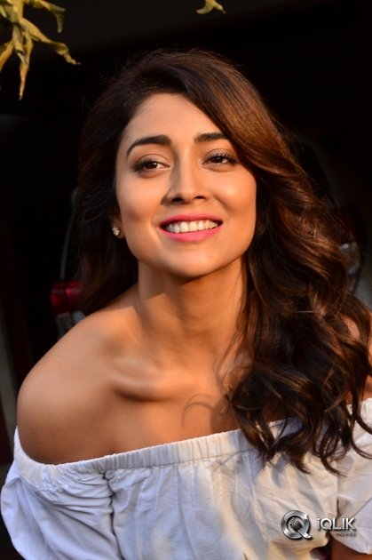 Shriya-Saran-Latest-Photos